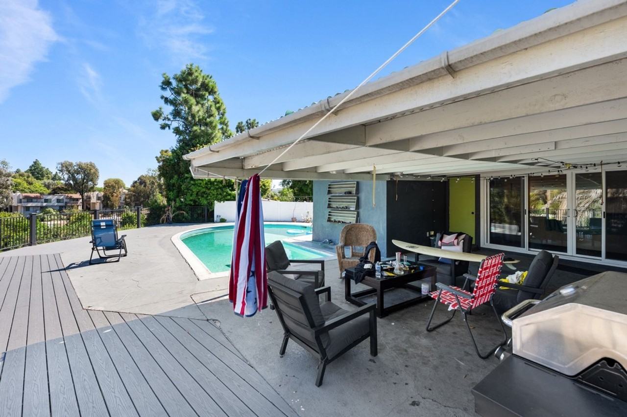 5165 Alumni Pl - Photo 3 of 28