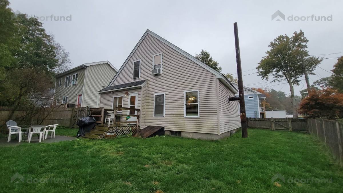 15 Myrtle Avenue - Photo 2 of 10