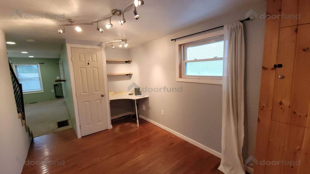 15 Myrtle Avenue - Photo 3 of 10