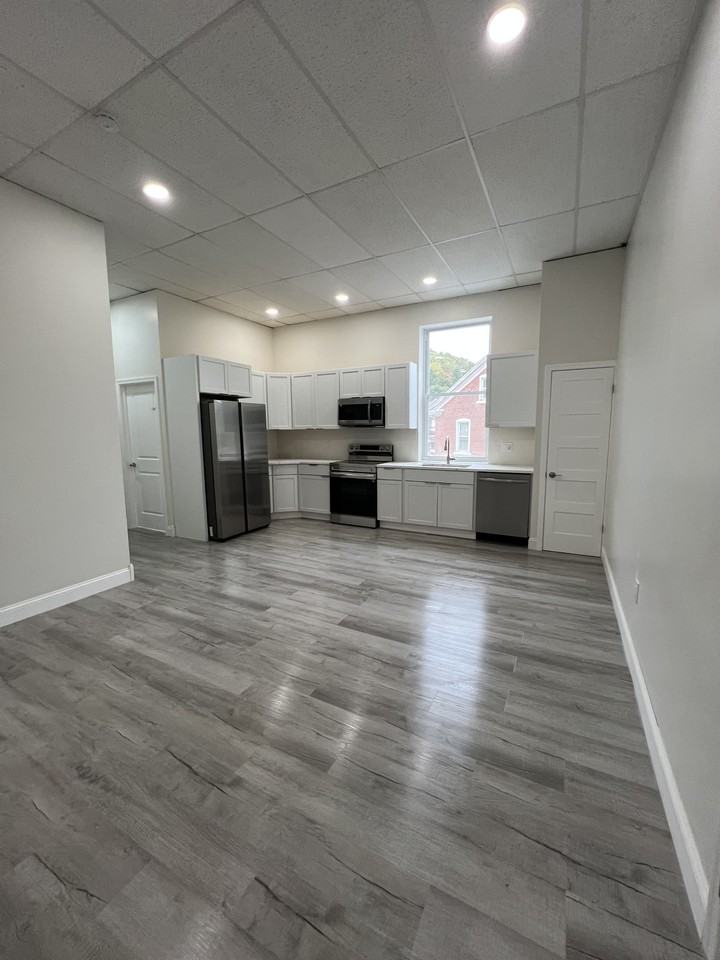 90 West Center Street #2 - Photo 5 of 21