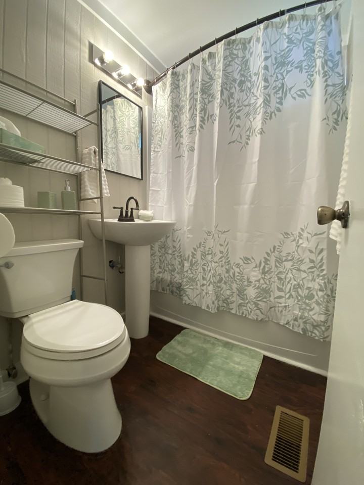 105 Blackburn Rd W #105 - Photo 6 of 12
