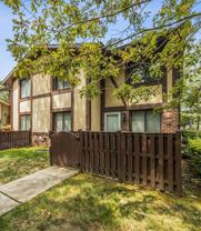 100 Glen Hollow Dr - Photo 1 of 1