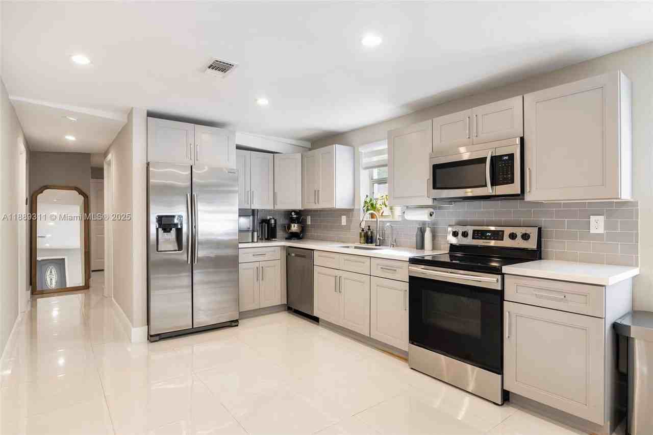 3564 William Ave - Photo 7 of 26