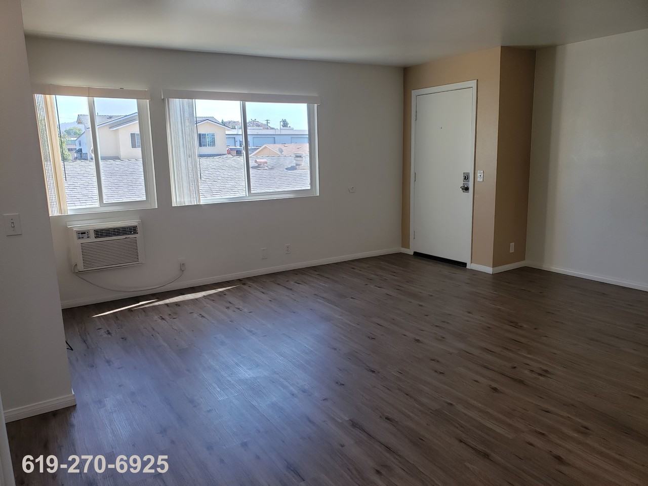 1261 Victor St #9 - Photo 4 of 22