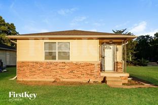 4601 N Richardt Ave - Photo 1 of 1