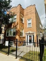 5008 W Division St #2 - Photo 1 of 1