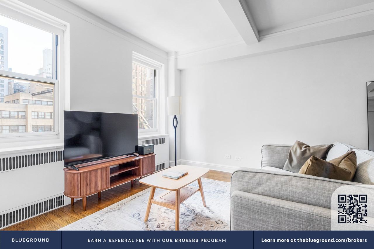 20 Park Ave #2108 - Photo 4 of 23