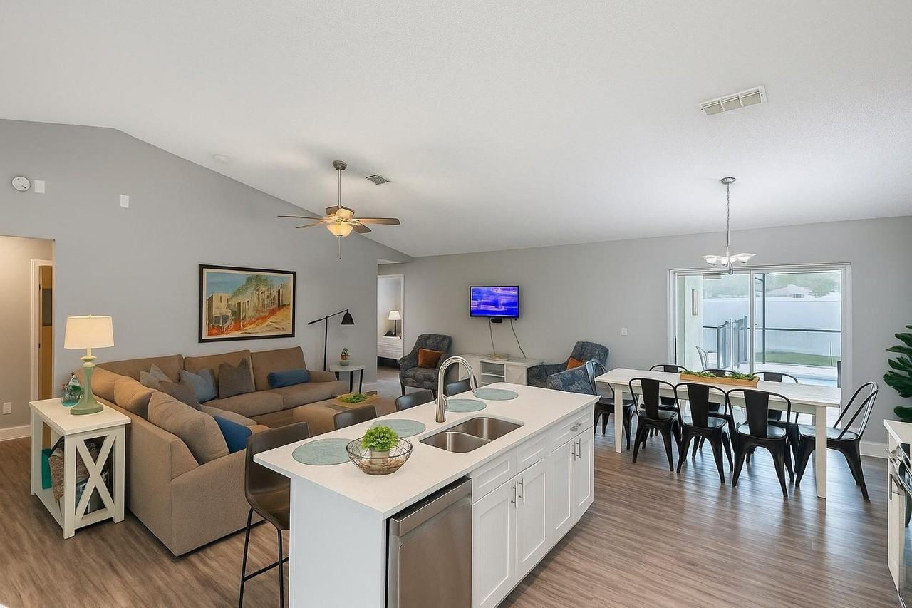 114 Sunny Oak Trail #1222851P - Photo 2 of 29