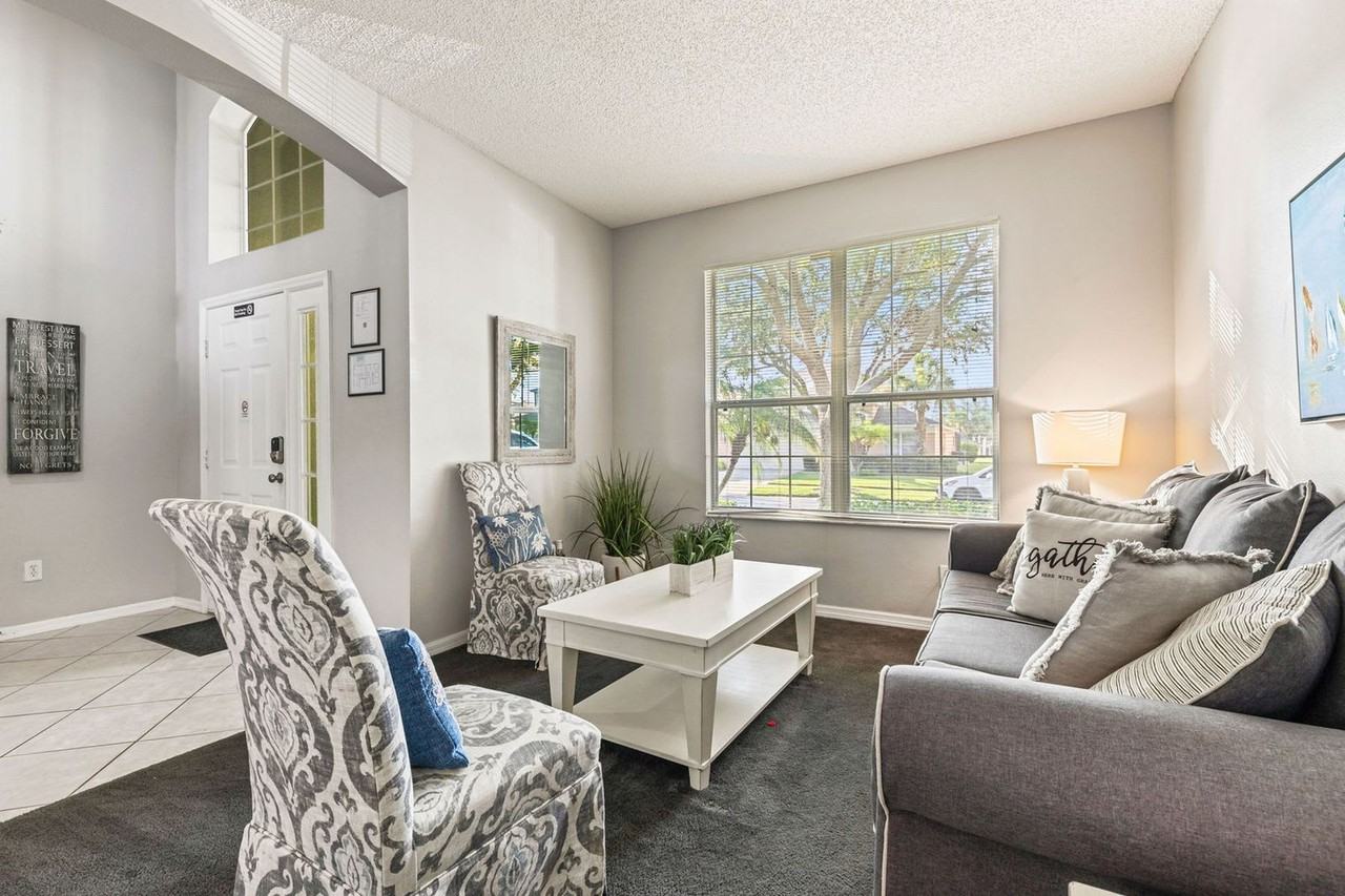 8522 Sunrise Key Dr #1038604P - Photo 5 of 48