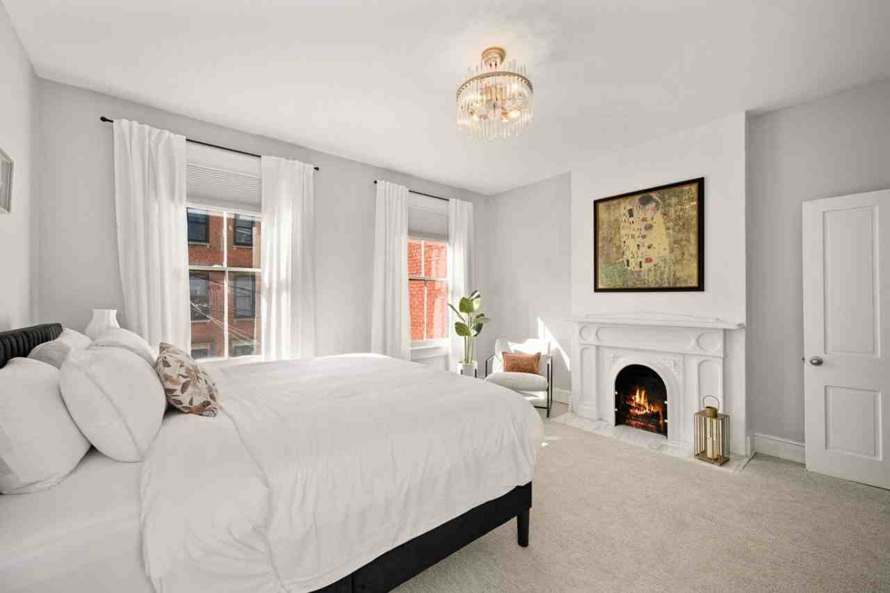 516 E 12th St #1314562P - Photo 6 of 50