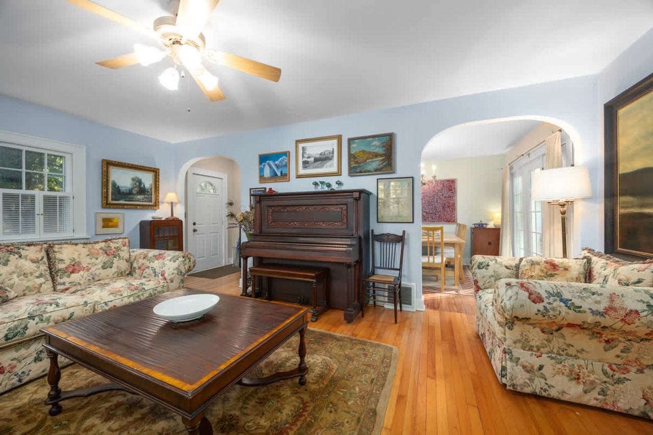 630 Pleasant St #1317409P - Photo 4 of 42