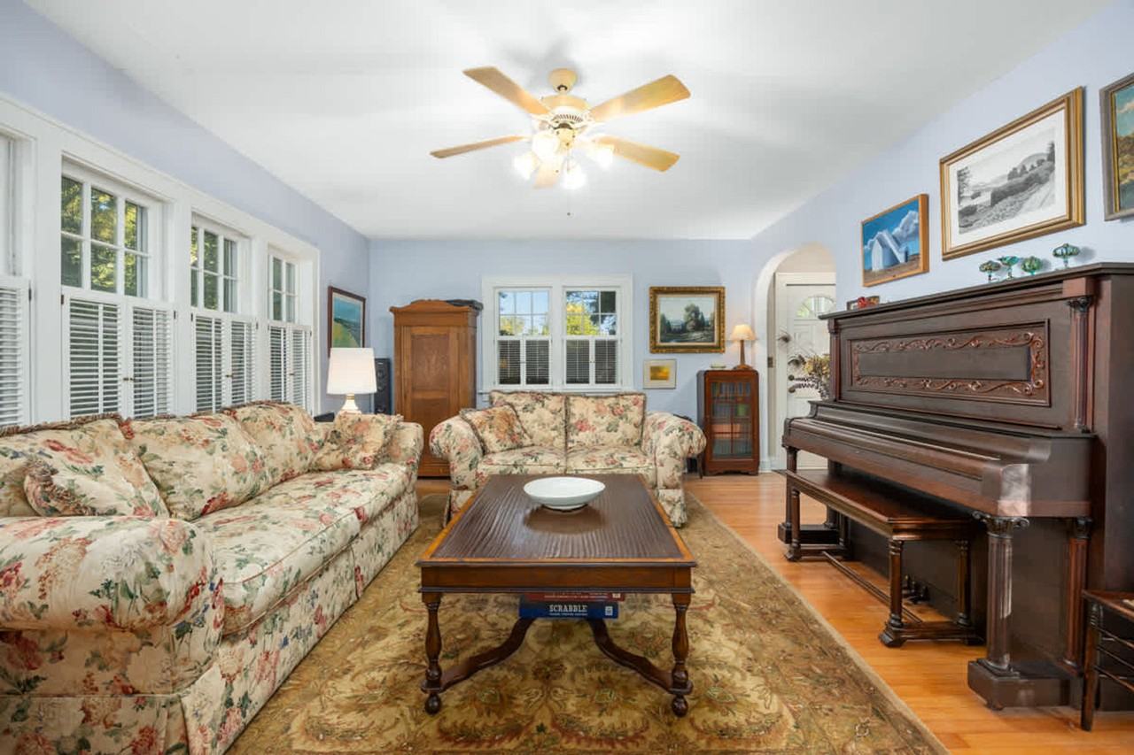 630 Pleasant St #1317409P - Photo 6 of 42