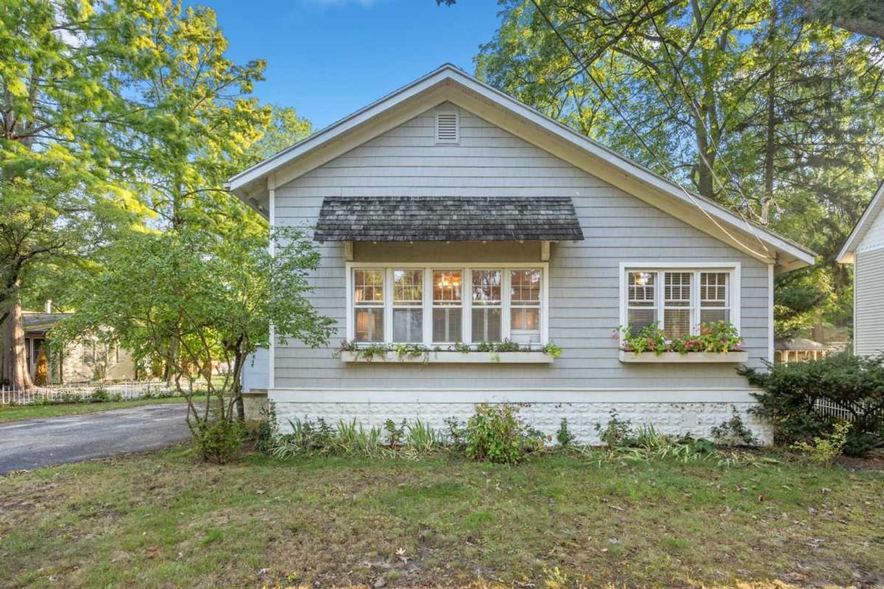 630 Pleasant St #1317409P - Photo 7 of 42