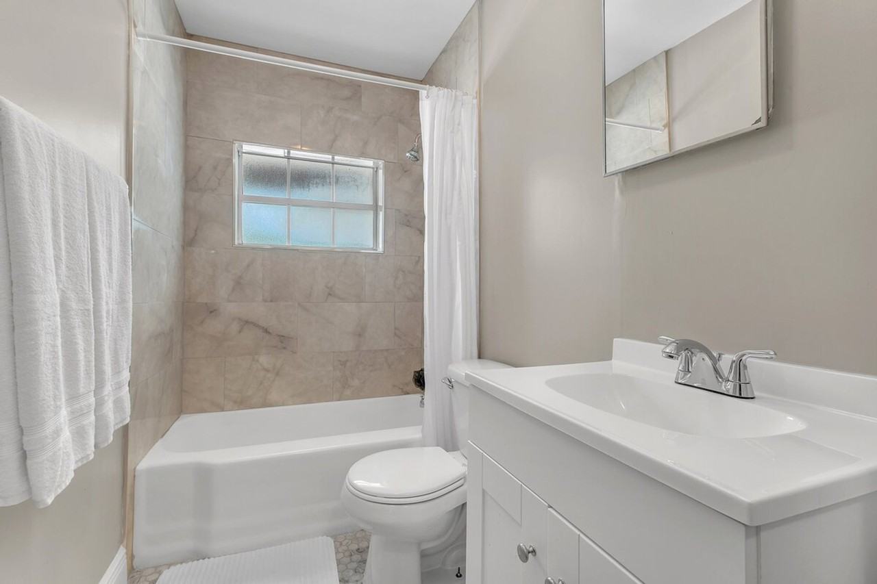 915 Buena Vista Dr #1319917P - Photo 5 of 24