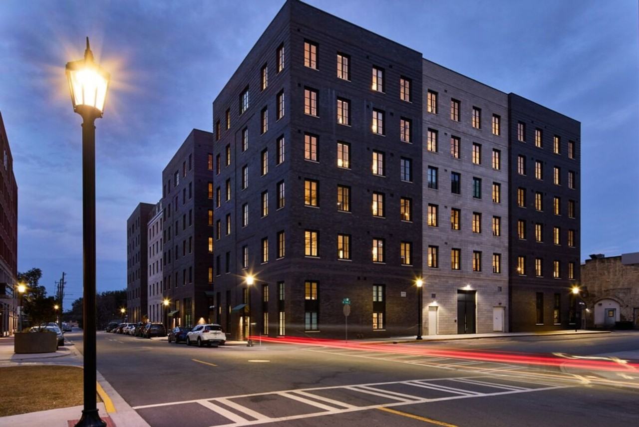 110 Ann St #1321211P - Photo 5 of 44