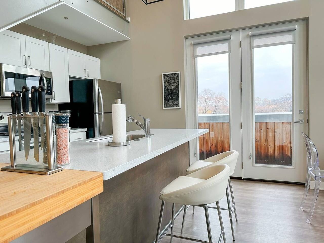 630 Goodman St S #1094659P - Photo 2 of 28