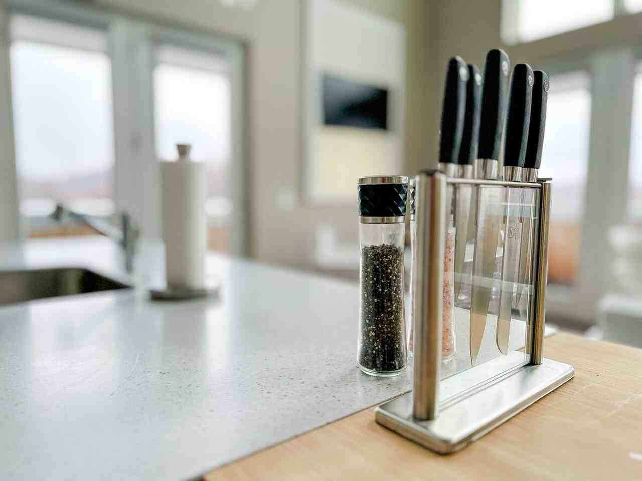 630 Goodman St S #1094659P - Photo 3 of 28