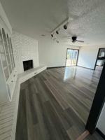 featured image of 2816 N Crescent Dr