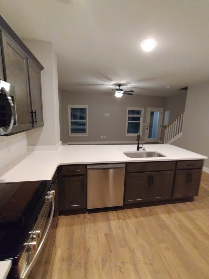 189 Harvard Dr #1 - Photo 6 of 12