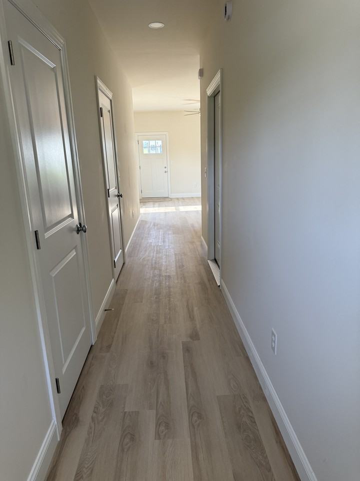 499 South 100 East #6 - Photo 3 of 14