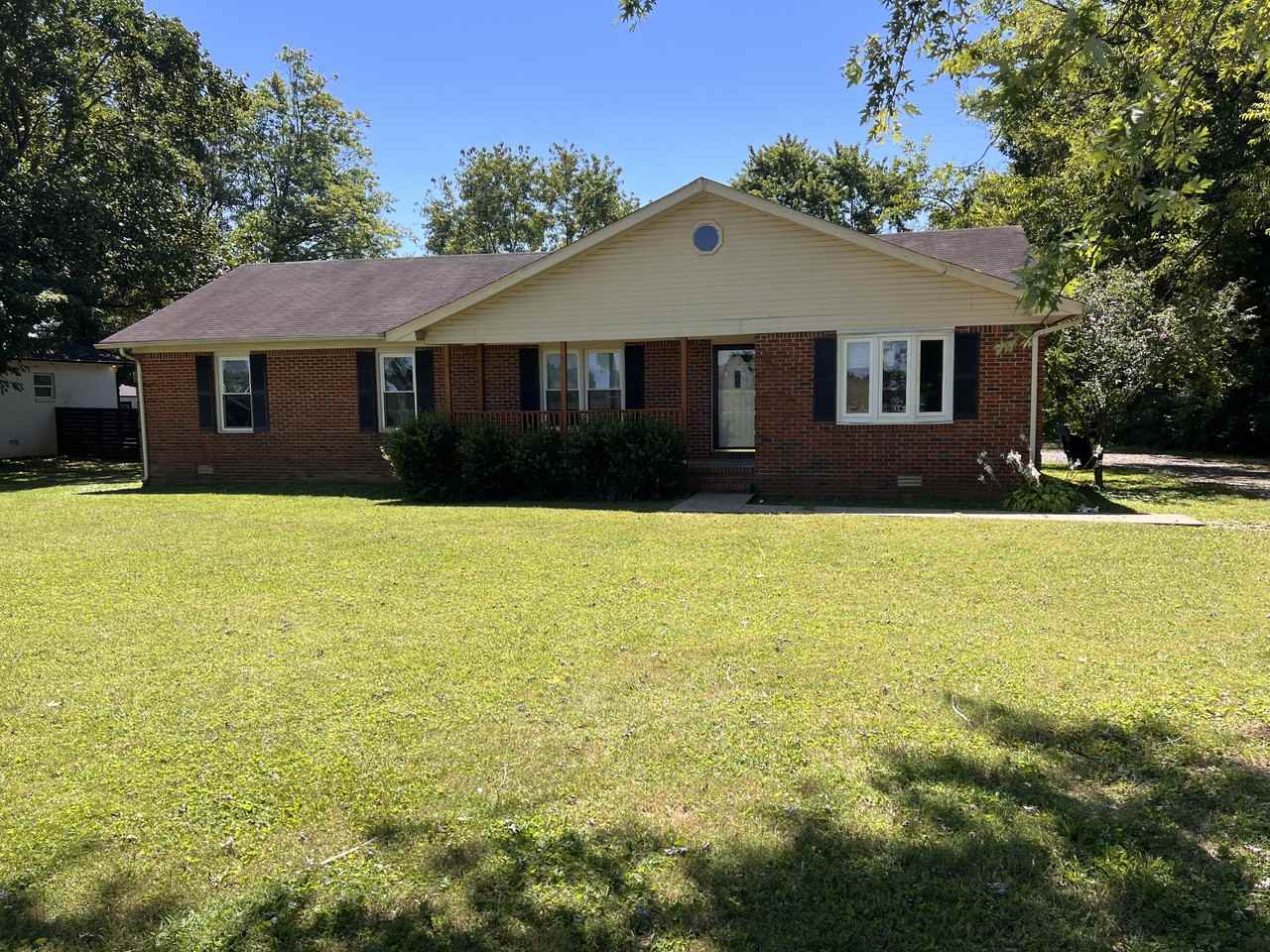 3911 Manson Pike - Photo 2 of 20