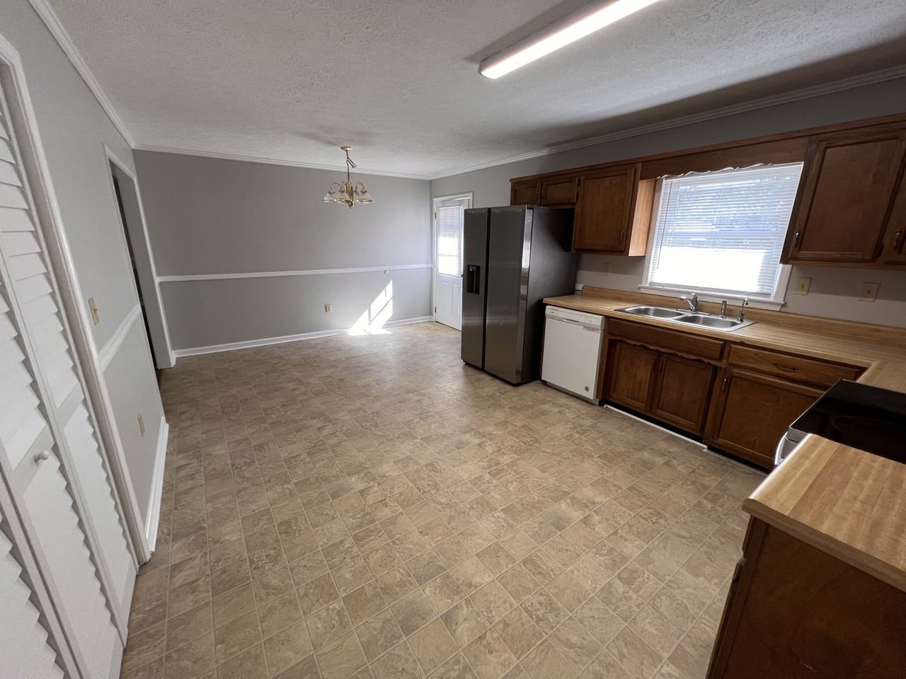 3911 Manson Pike - Photo 4 of 20