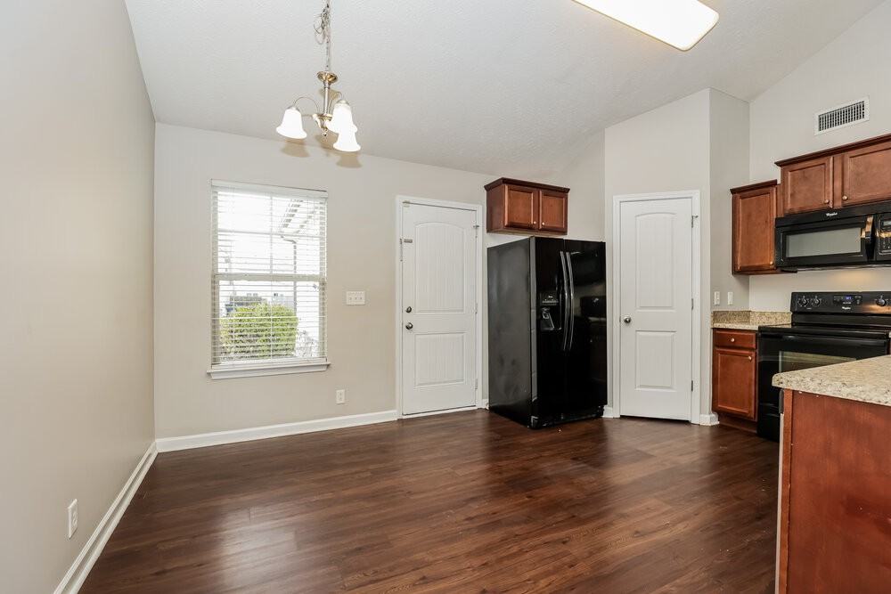 1715 Damascus Rd - Photo 5 of 16
