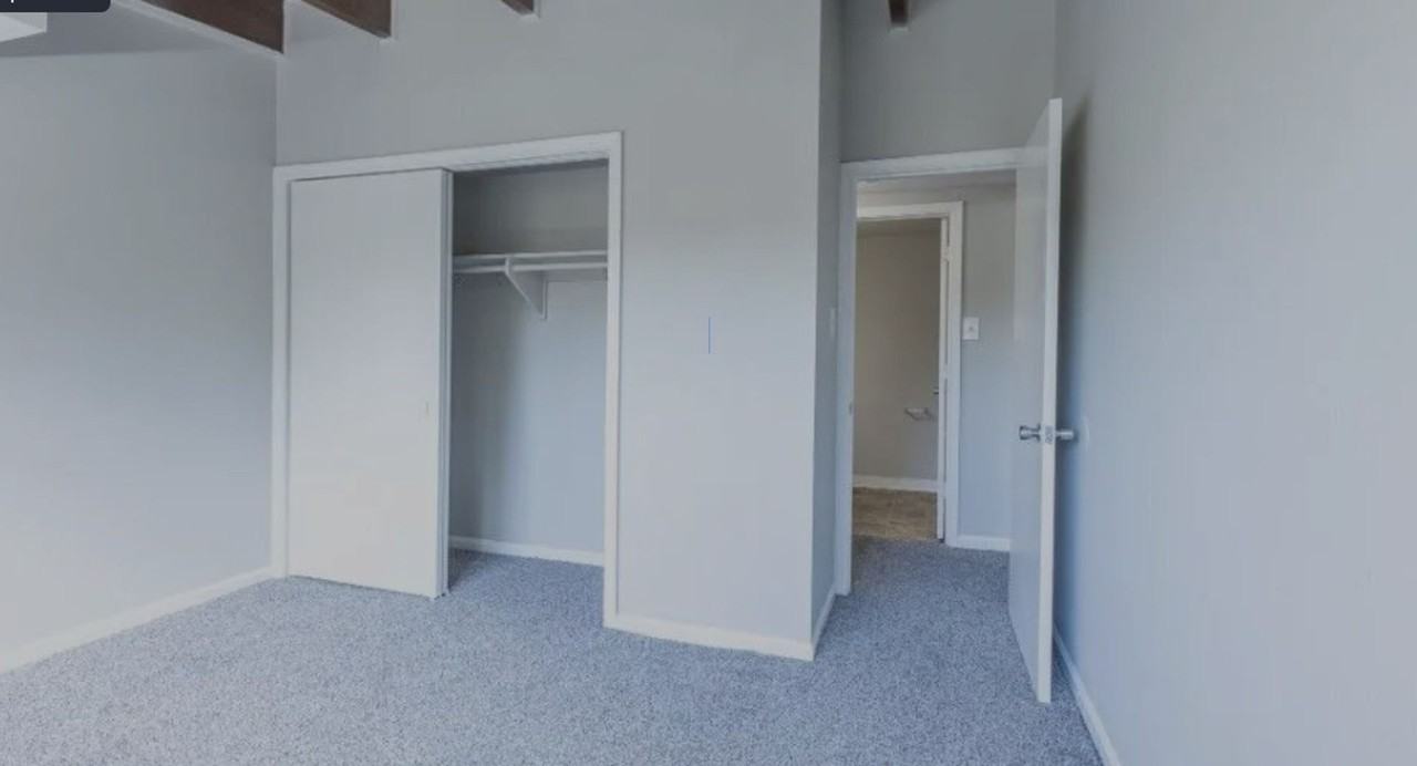 Riverside Park - Photo 3 of 50