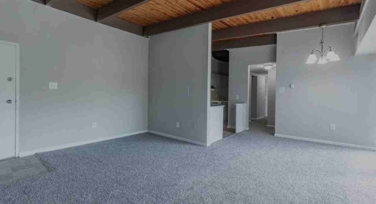 Riverside Park - Photo 3 of 50