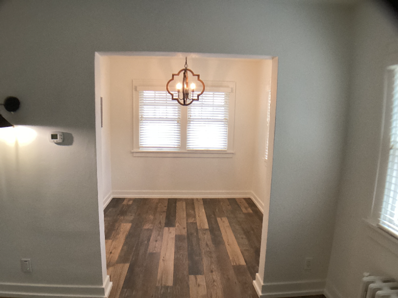 209 N 4th St - Photo 3 of 14