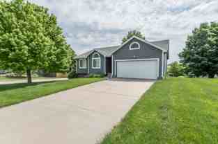 3321 N 200th Ave - Photo 1 of 1