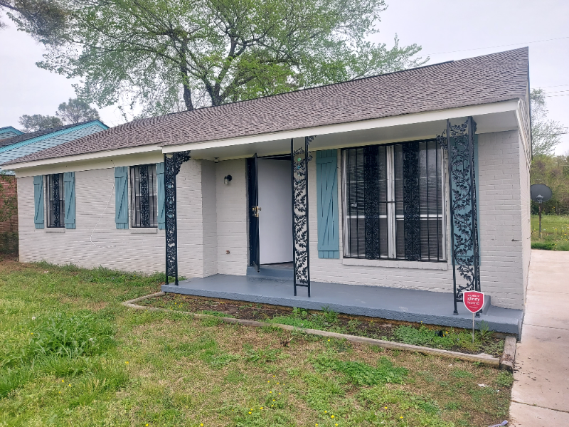 797 Cavalier Drive - Photo 3 of 30