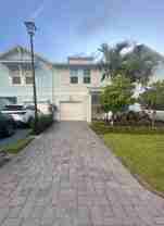 909 Seabright Ave - Photo 1 of 1