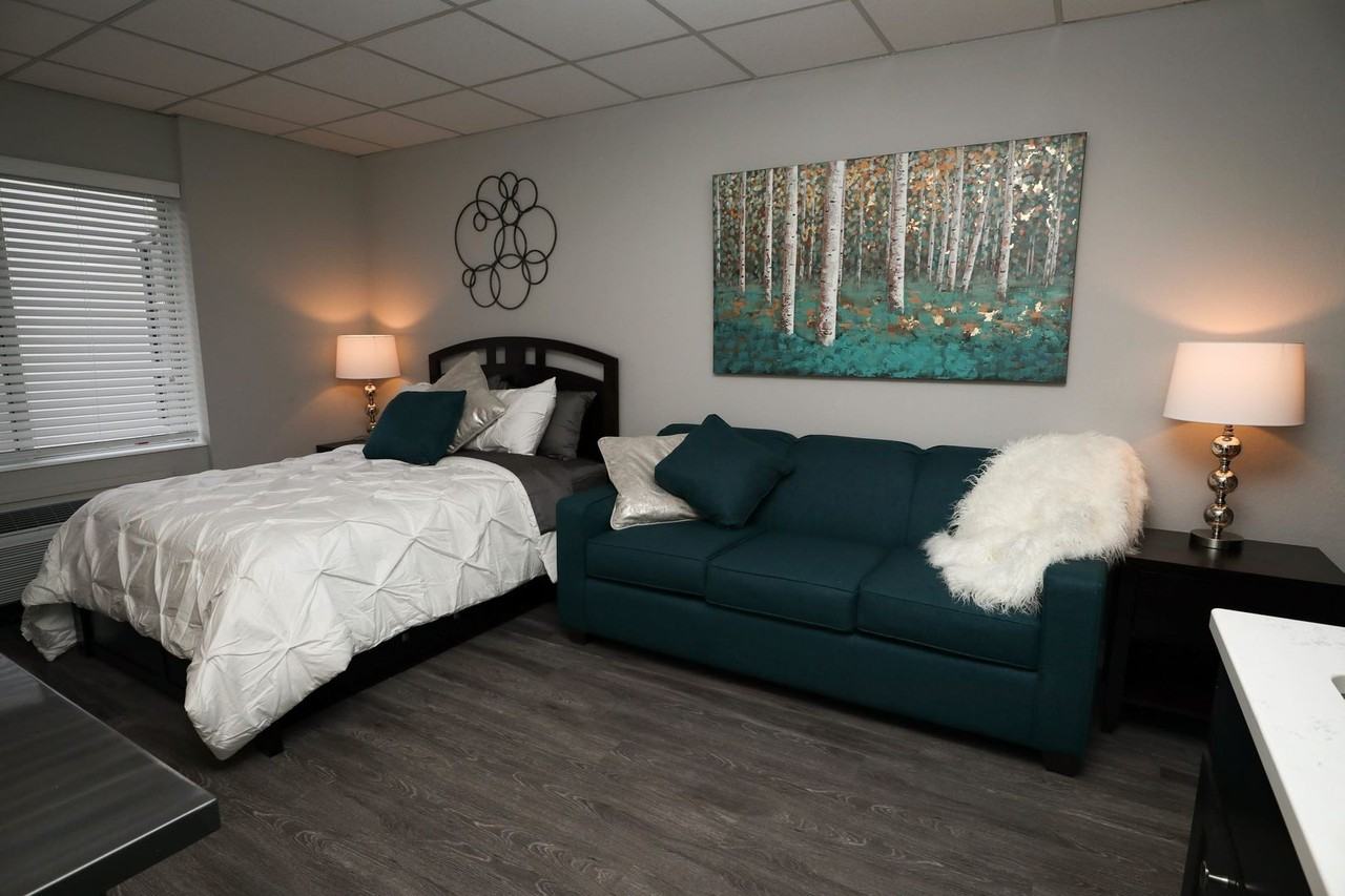 Creekview Court - Photo 2 of 20