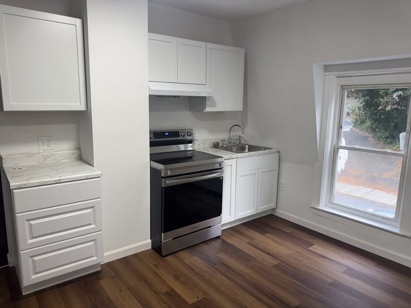 55 Prospect St #2 - Photo 4 of 5