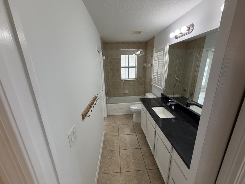 212 S Dakota Ave #A - Photo 5 of 17