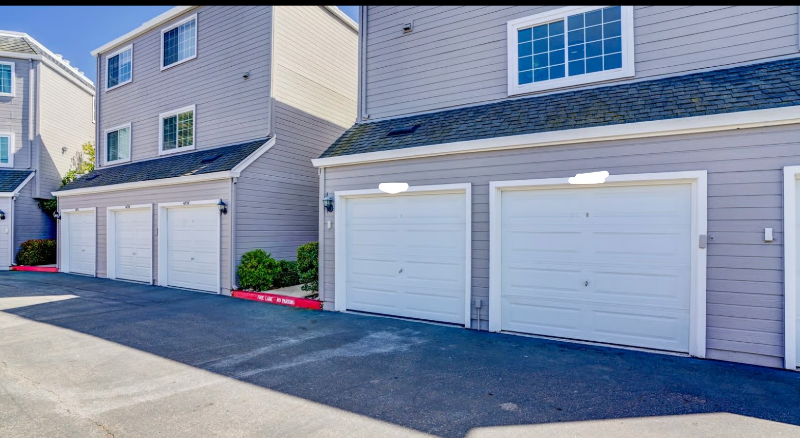 4838 Lakebird Pl - Photo 2 of 16