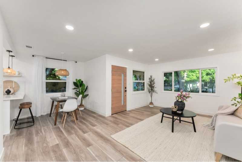 5372 Moddison Avenue - Photo 4 of 13