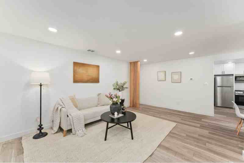 5372 Moddison Avenue - Photo 7 of 13