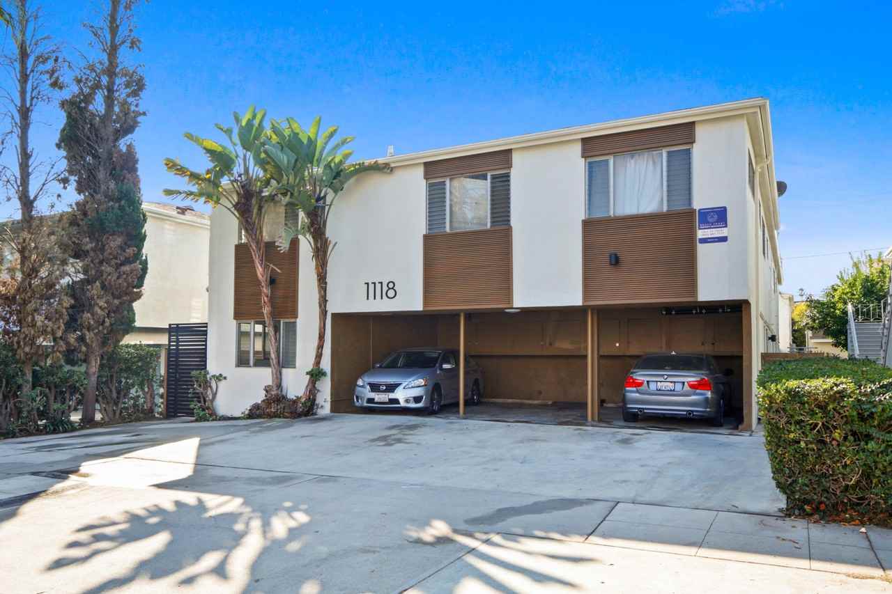 1118 11th Street - Photo 3 of 11