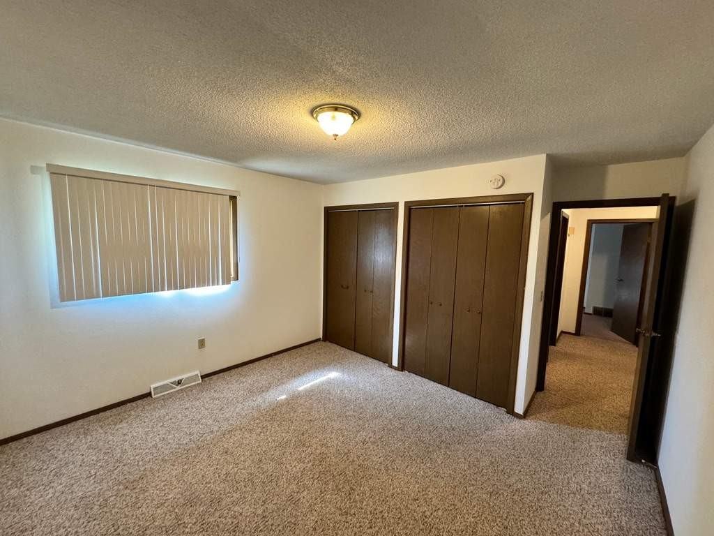 601 Talbott St #2 - Photo 5 of 18