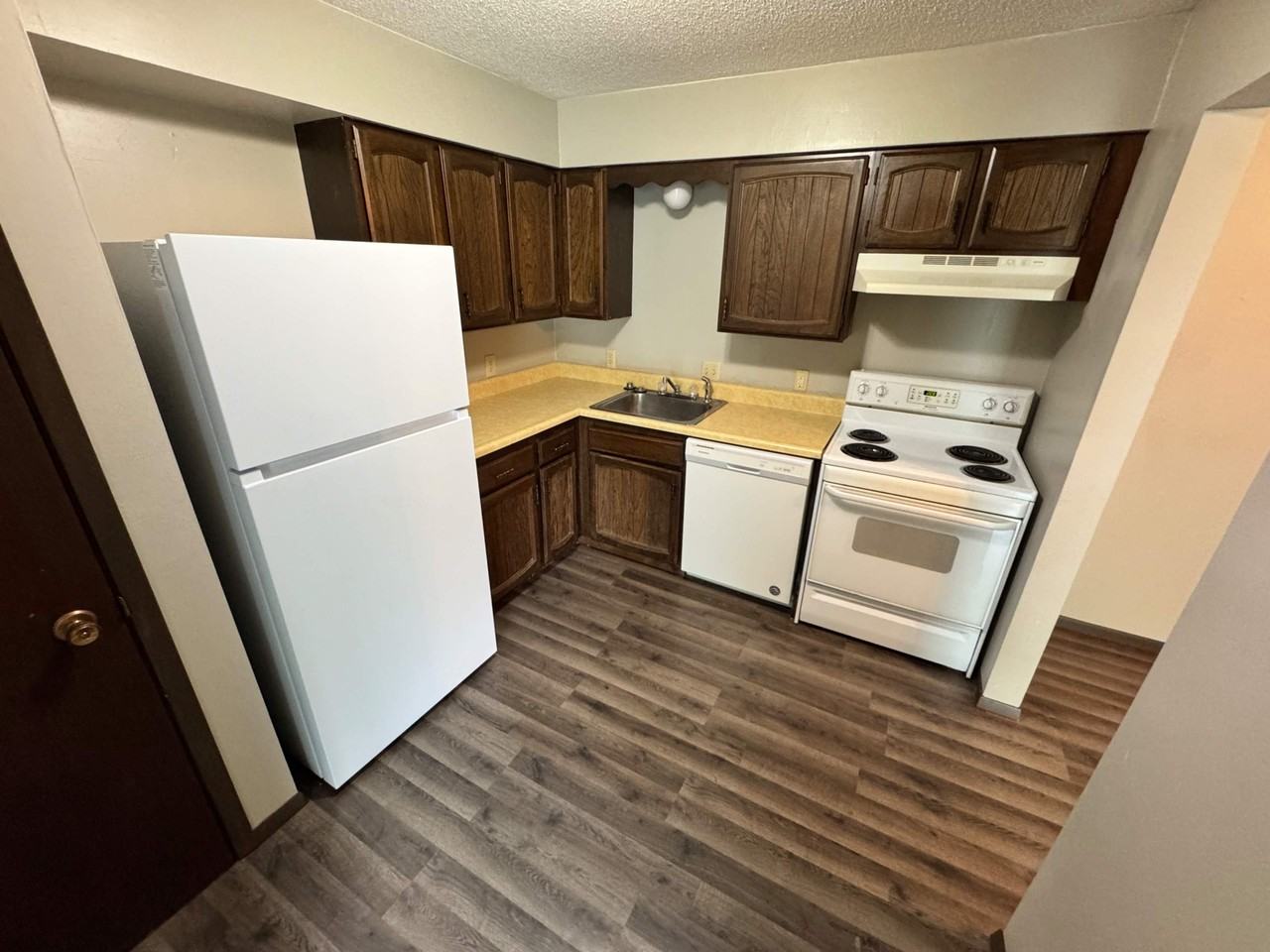 915 Prince St #2 - Photo 3 of 9