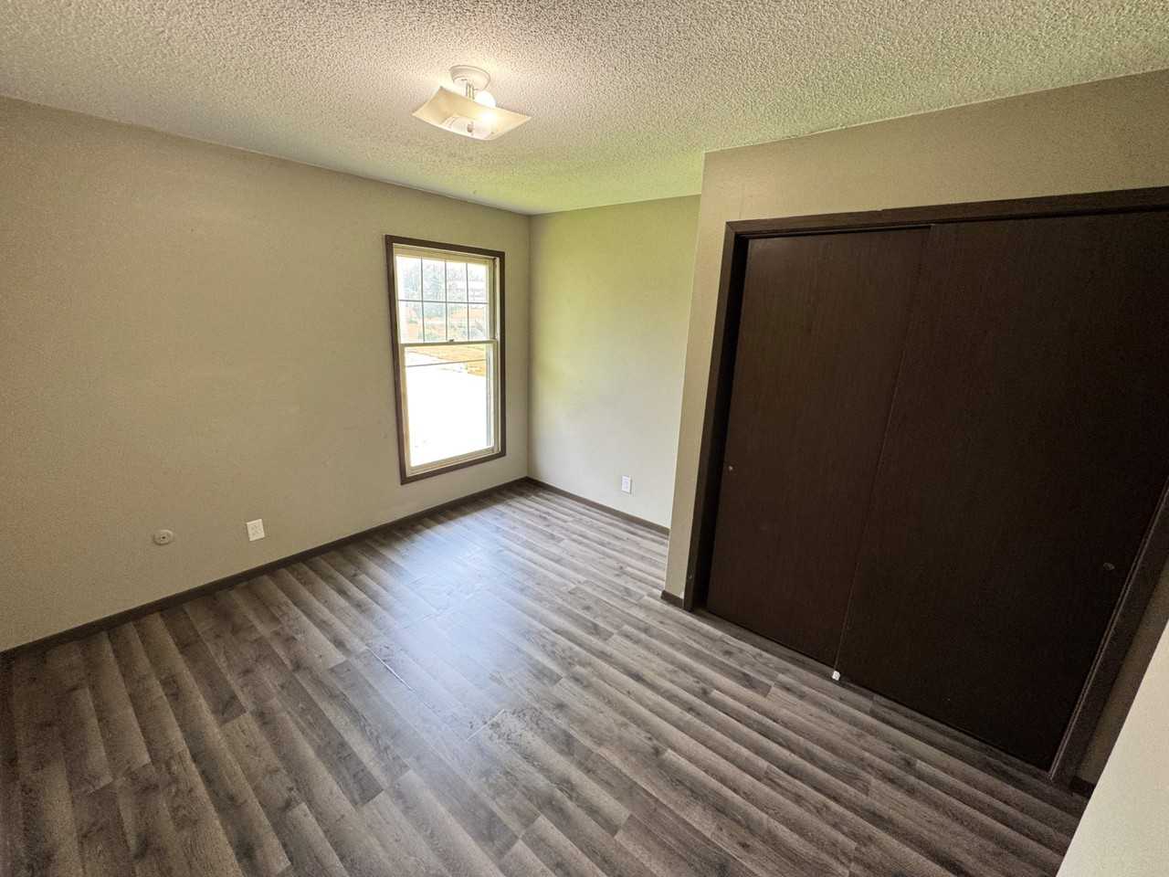 915 Prince St #2 - Photo 4 of 9