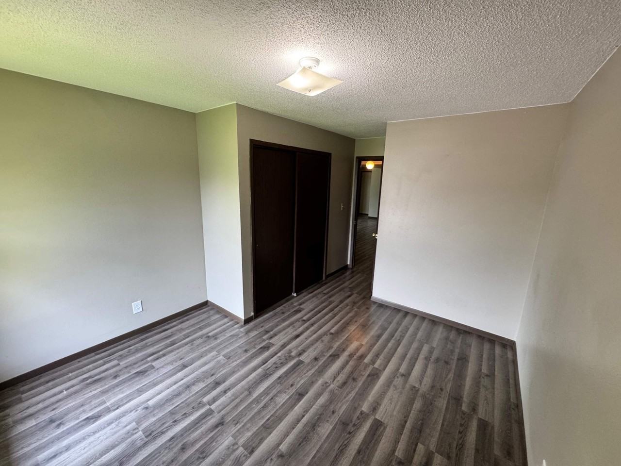 915 Prince St #2 - Photo 5 of 9