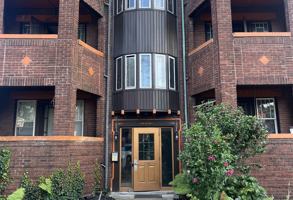 featured image of 798 W Market St #1