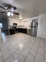610 Sw 10th Ln #B - Photo 1 of 1