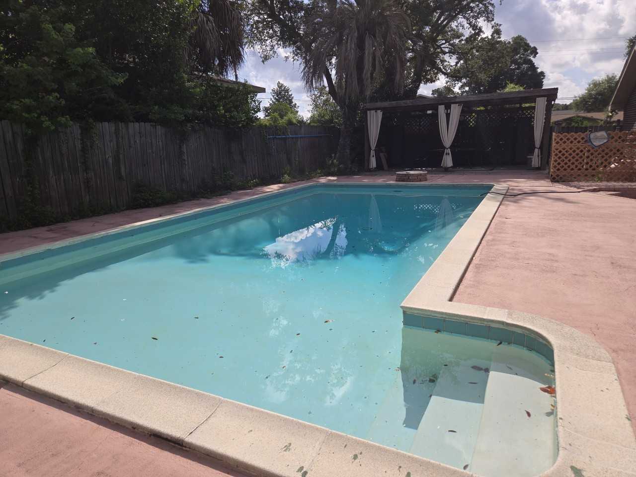 6201 Sarah Dr #NA - Photo 3 of 6