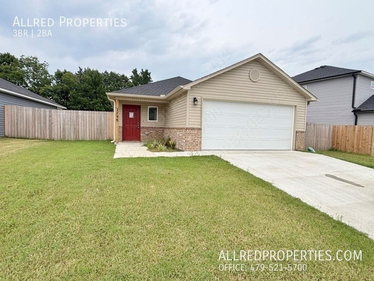 2298 S Ouachita Dr - Photo 3 of 15