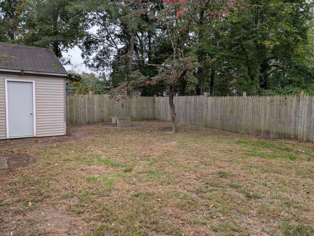 215 Liberty Rd #NA - Photo 2 of 17