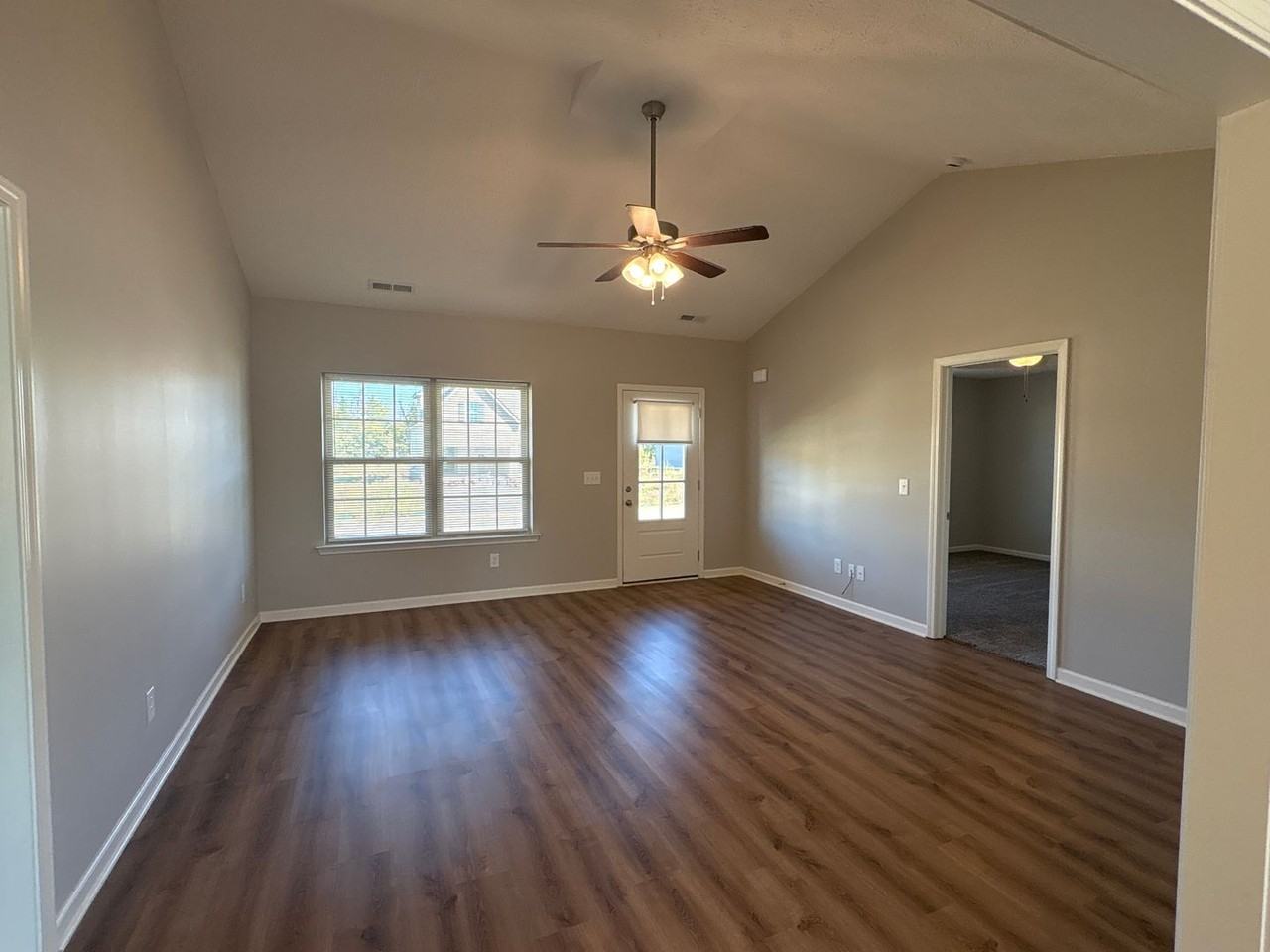 113 Hidden Cir - Photo 3 of 21